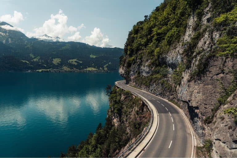 Renting a car in Switzerland